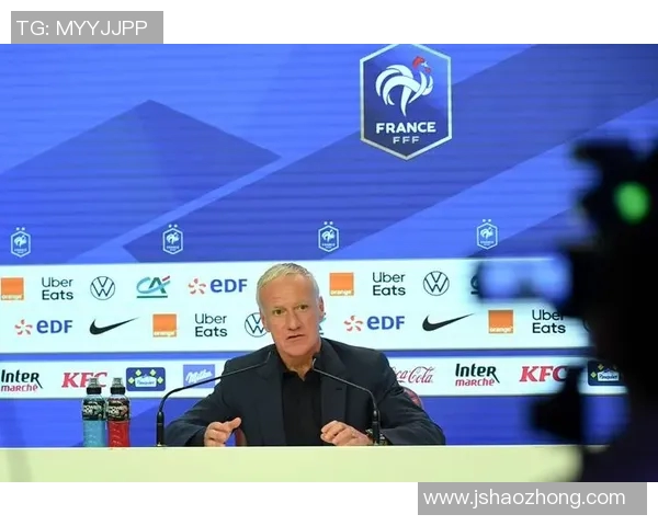 姆巴佩领衔法国队冲击世界杯冠军展现超凡实力与团队合作精神 姆巴佩领衔法国队冲击世界杯冠军展现超凡实力与团队合作精神